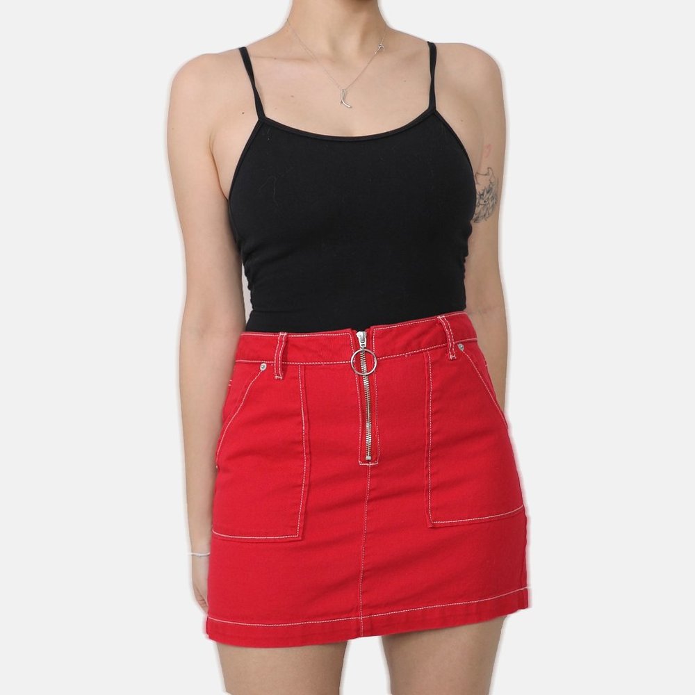 RED DENIM MINI SKIRT W/ CONTRAST STITCH & O-RING ZIPPER